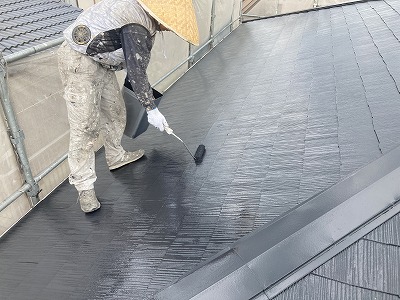 カラーベスト屋根遮熱塗料上塗り２回目